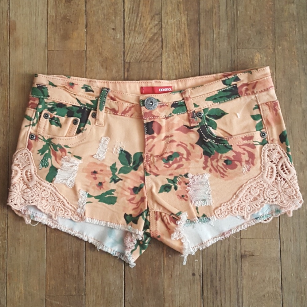 Peach Lt Coral Floral Print Lace Distressed Shorts